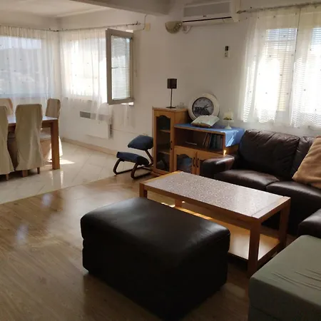 Apartment Peace *
